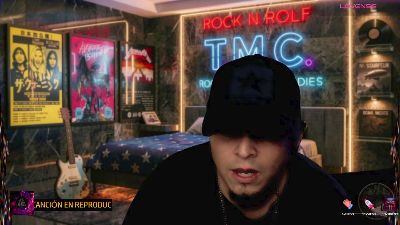 Chinoroz webcam model stream image