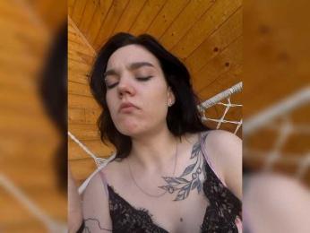 Leysyan20011 webcam model stream image