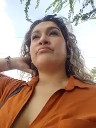 Sara_smiiith211 webcam model stream image