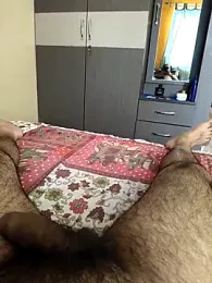 Hairy_hunk32 webcam model stream image