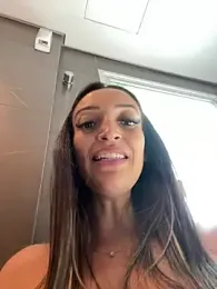 BelleLouiseVp webcam model stream image