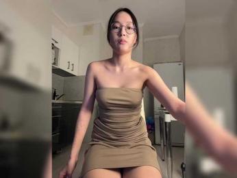 Littleotter webcam bongacams model stream image