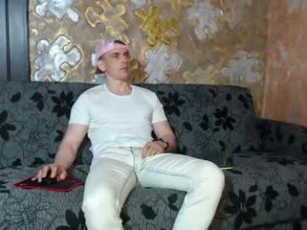 leoroman webcam chaturbate model stream image