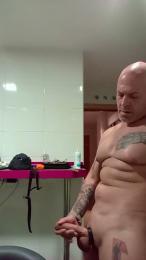 bigdick40 webcam cam4 model stream image