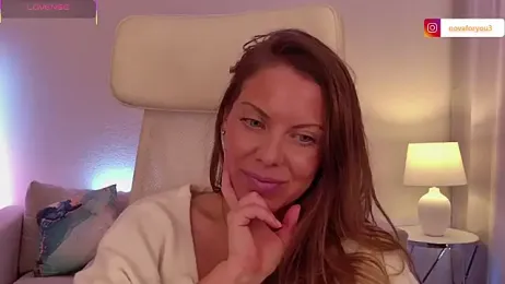 Nova-Lee webcam stripchat model stream image