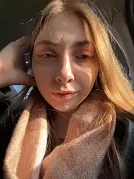 Sunny___Bunny webcam stripchat model stream image