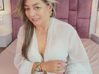 Pamela Collin webcam model stream image