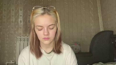 KaroleJemmings webcam cam4 model stream image