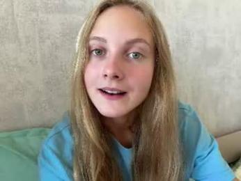 neelyschwartzenbur webcam model stream image