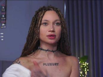 PLUXURY- webcam model stream image