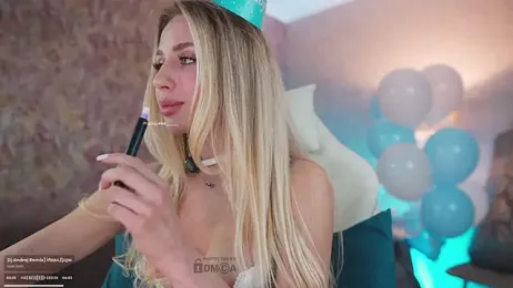 misstics_ webcam model stream image