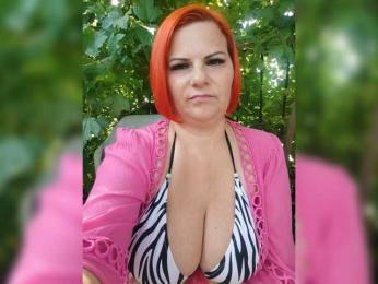 Moxxis webcam model stream image