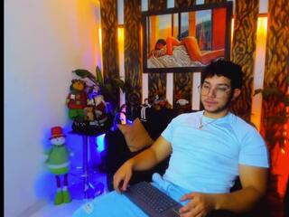 Austin Gregor webcam model stream image