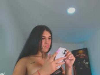 kortneyhills webcam model stream image