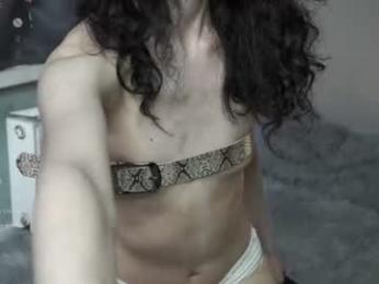 indiramcclamroch webcam model stream image
