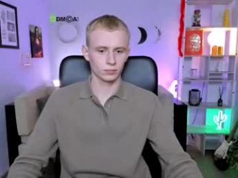 astren_villo webcam model stream image