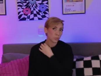 violettgrey_ webcam chaturbate model stream image