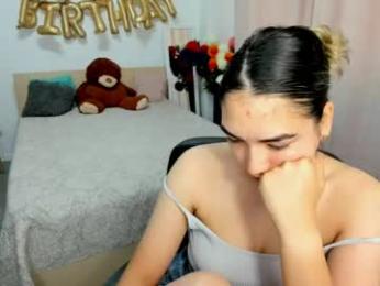 alexa_dolly webcam model stream image