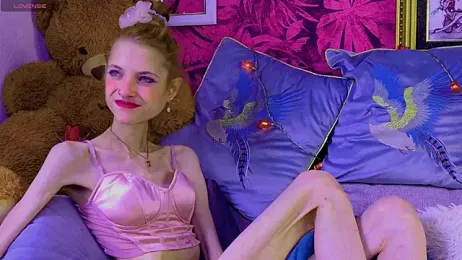 KittyRaine webcam model stream image