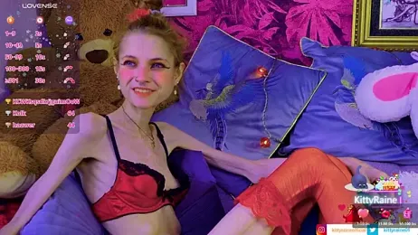 KittyRaine webcam model stream image