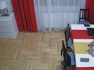 voyeurcam-julmodels-dining-2 webcam model stream image