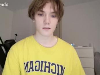 callmenineoneseven webcam model stream image