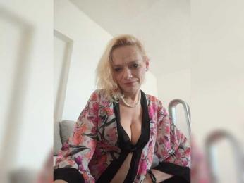 evittaellite1- webcam model stream image