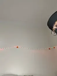 aryeousa webcam stripchat model stream image