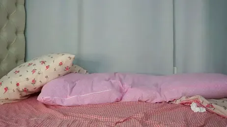 LunaLeez webcam model stream image