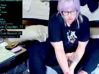 doomednympho webcam model stream image