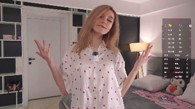 MaryannBinette webcam model stream image