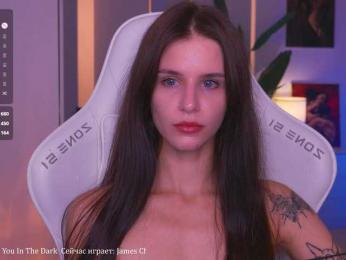 EmiMoon webcam model stream image