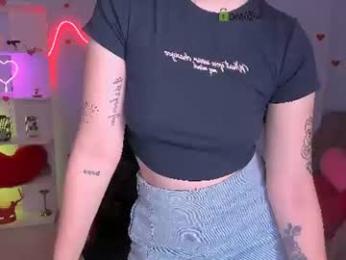 eva_smiith_ webcam model stream image