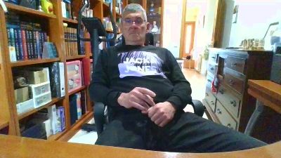 quique185bcn webcam cam4 model stream image