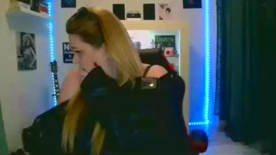 ReineAline webcam model stream image