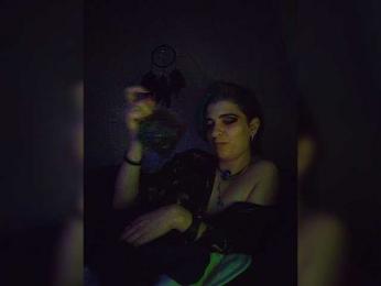 UntouchableSquirtWitch webcam bongacams model stream image