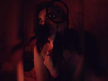 UntouchableSquirtWitch webcam bongacams model stream image