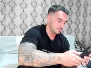2sexymuscles webcam model stream image