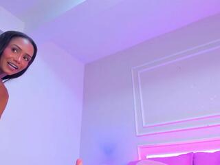 Shoffy Novoa webcam flirt4free model stream image