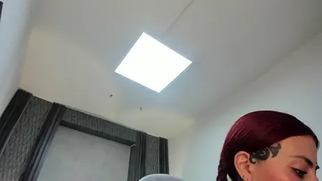 selene_red_ webcam model stream image