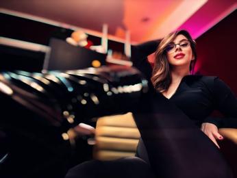 LenaFox webcam model stream image