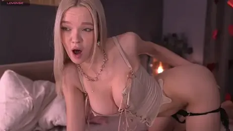 TastyTiffy webcam stripchat model stream image