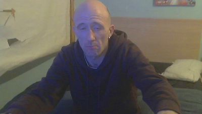 Weejimmyl webcam model stream image