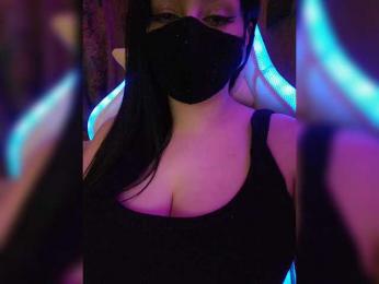 Estherr webcam model stream image