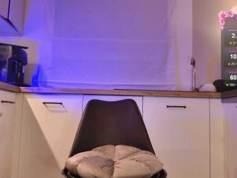 WOWJULIA webcam model stream image