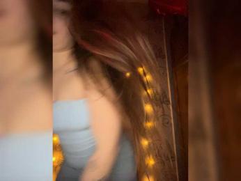 Elaine-Bell webcam model stream image