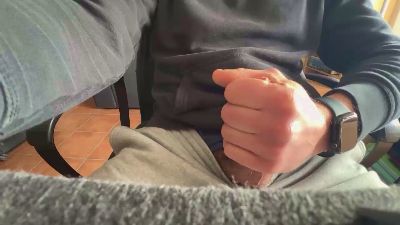 tretregrat webcam model stream image