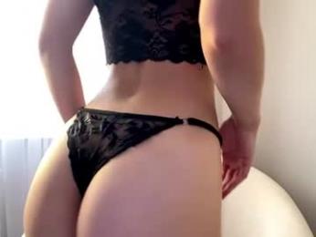 ivonneboyea webcam chaturbate model stream image