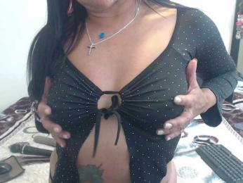 katiehotx webcam bongacams model stream image