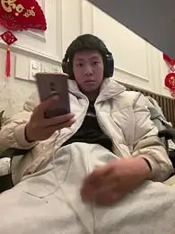 linh21107 webcam model stream image